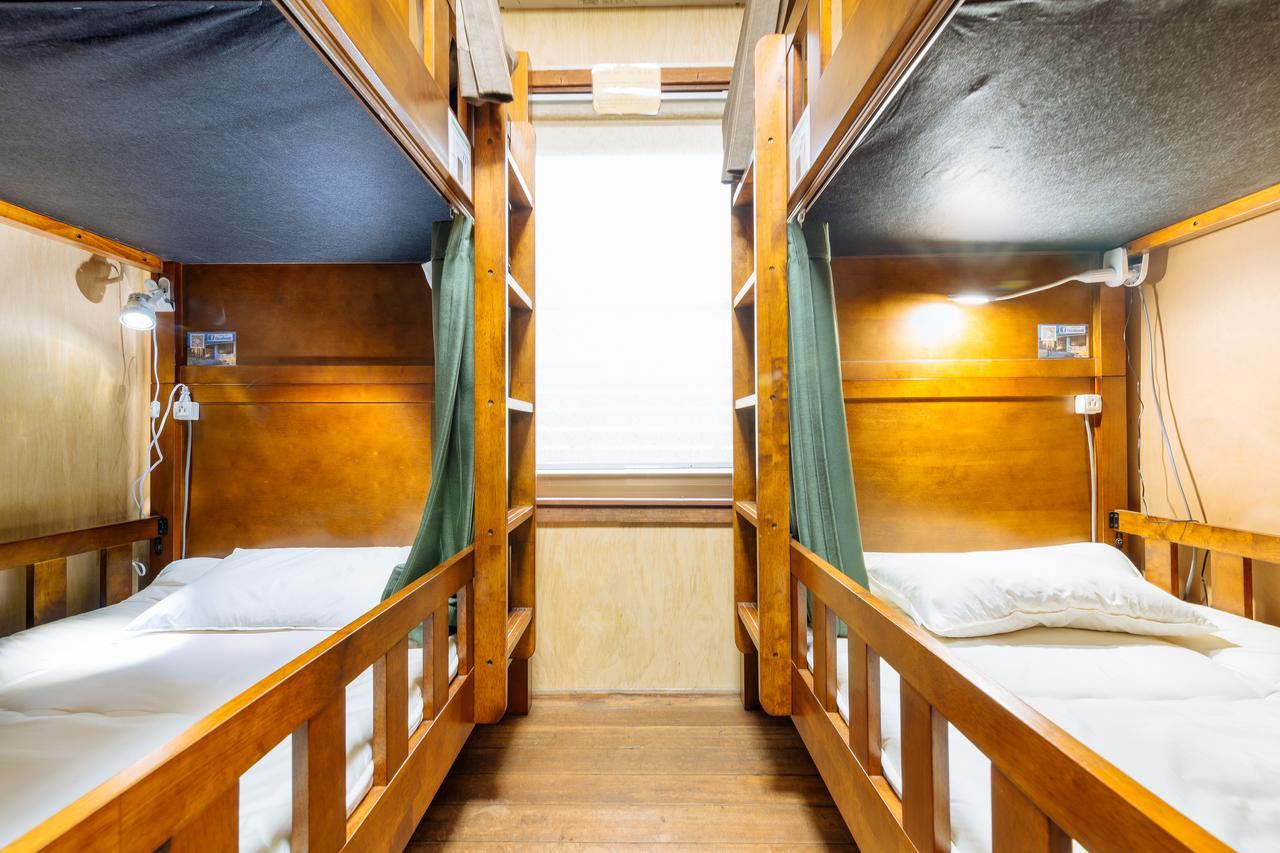 Guest House Enishi Тояма Экстерьер фото