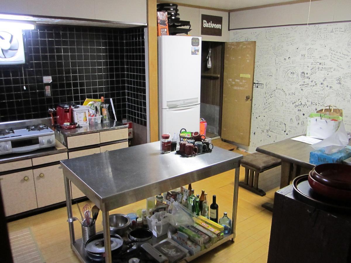 Guest House Enishi Тояма Экстерьер фото