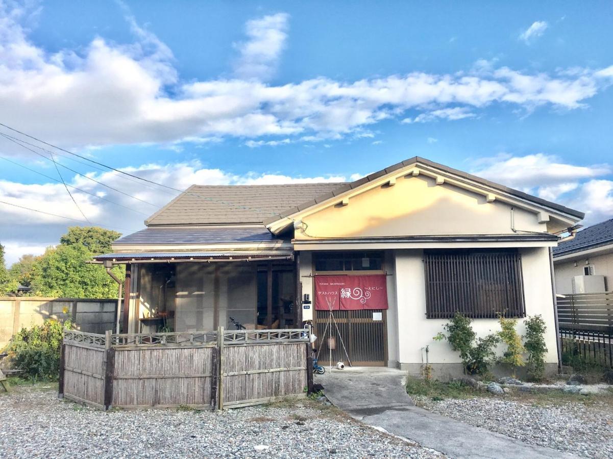 Guest House Enishi Тояма Экстерьер фото